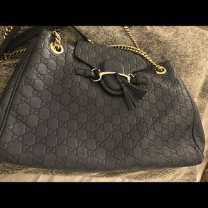 Women’s gucci shoulder bag